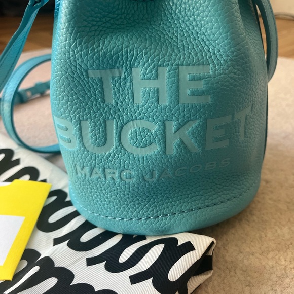 Marc Jacobs The Bucket Bag - Picture 2 of 6